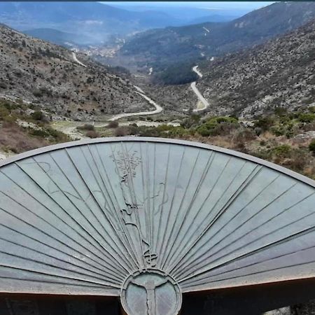 Hostal Villa El Colmenar Mombeltran ภายนอก รูปภาพ